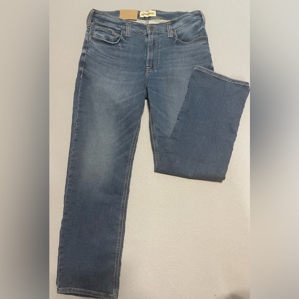 NWT Silver Jeans Authentic The Athletic Men’s 33 X 30 Stretch Blue Loose Fit